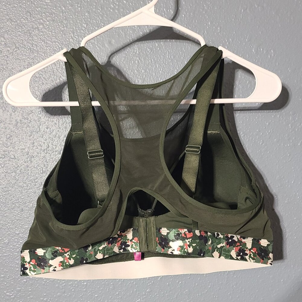 Sport Bra - Picture 2 of 5
